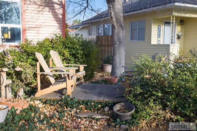 334 S 6th Avenue, Pocatello, ID 83201