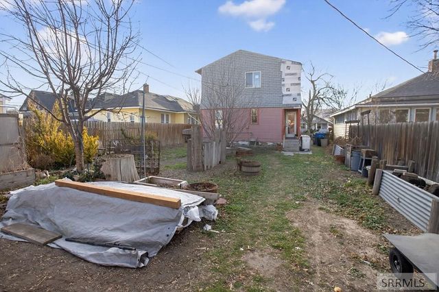 334 S 6th Avenue, Pocatello, ID 83201