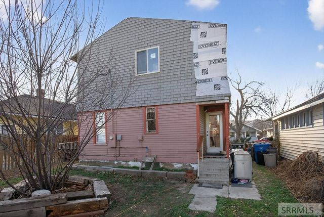 334 S 6th Avenue, Pocatello, ID 83201