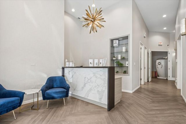 2219-23 W BELMONT Avenue, Chicago, IL 60618