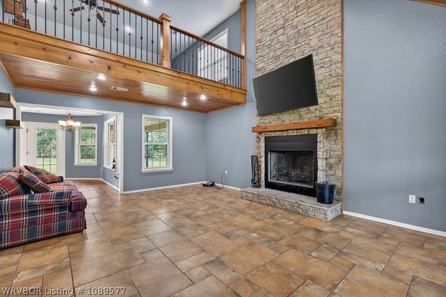 6523 Broadleaf, Alma, AR 72921