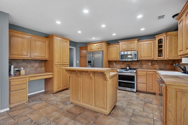 6523 Broadleaf, Alma, AR 72921