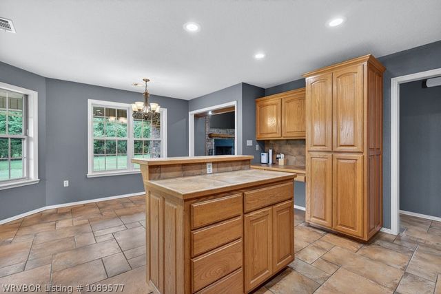 6523 Broadleaf, Alma, AR 72921