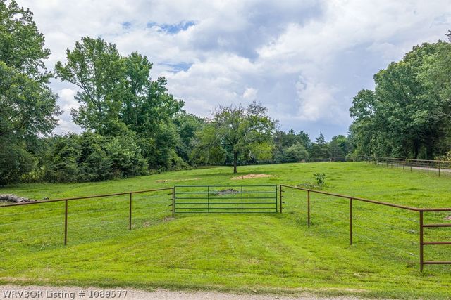 6523 Broadleaf, Alma, AR 72921