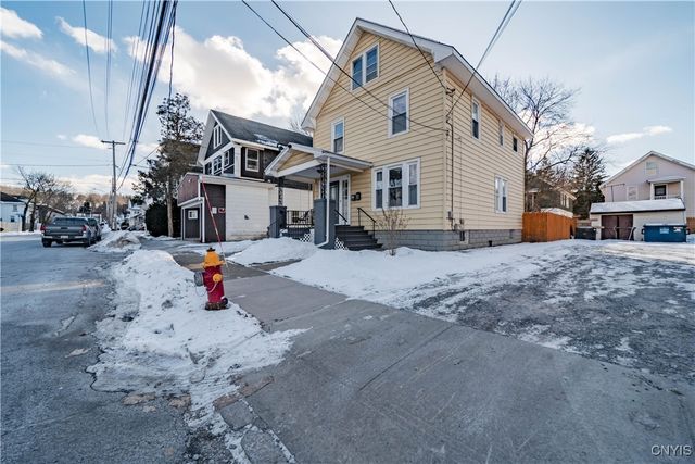 18 Auburn Avenue, Utica, NY 13501