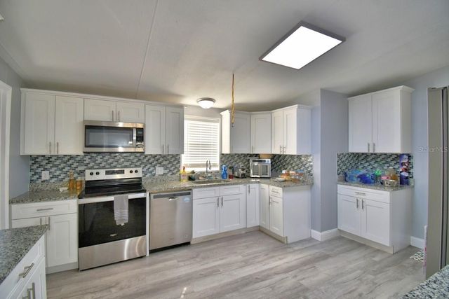 4055 BIG BEND TRAIL, Polk City, FL 33868