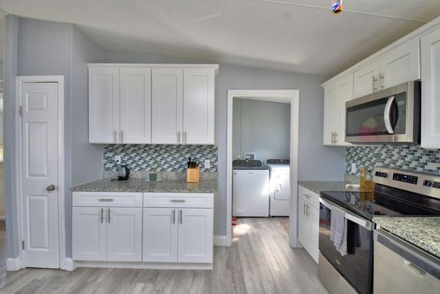 4055 BIG BEND TRAIL, Polk City, FL 33868