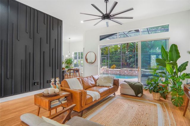 2884 MAJESTIC ISLE DRIVE, Clermont, FL 34711