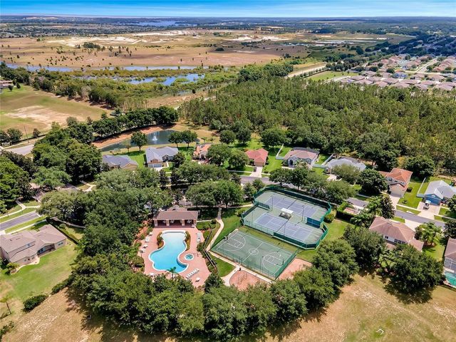2884 MAJESTIC ISLE DRIVE, Clermont, FL 34711