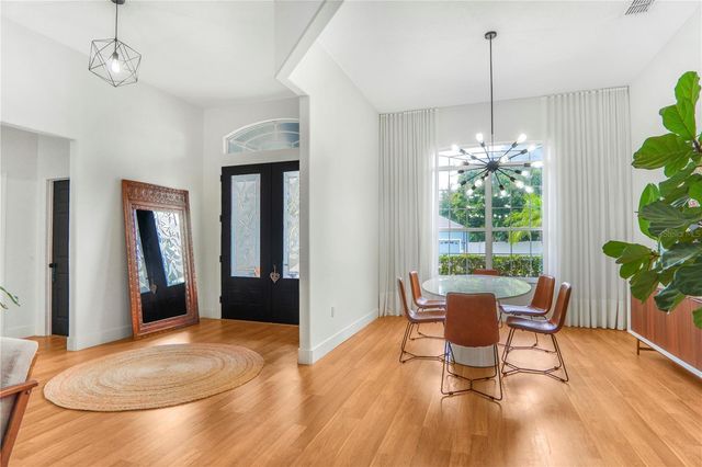 2884 MAJESTIC ISLE DRIVE, Clermont, FL 34711