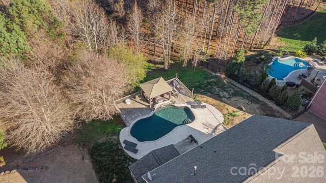 2074 Fuera Road, York, SC 29745