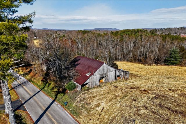 305 Caney Bend Rd, Doyle, TN 38559