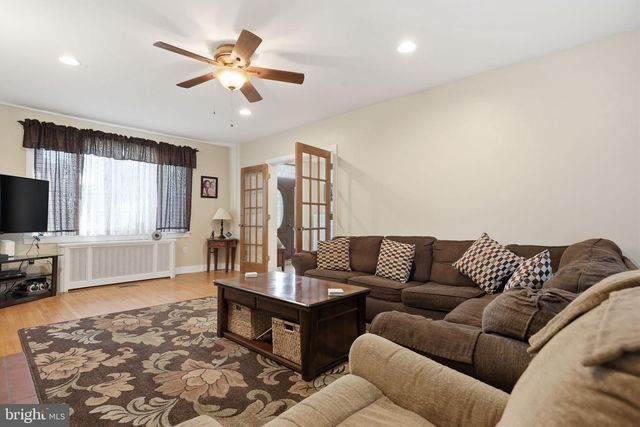 755 BYBERRY RD, Philadelphia, PA 19116