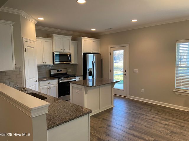 5872 Park West Circle, Leland, NC 28451