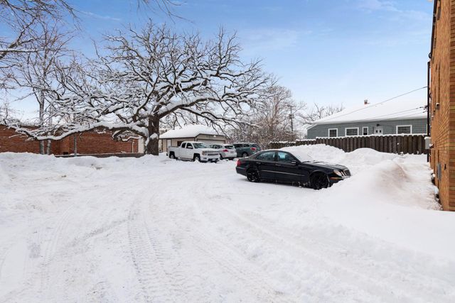 99 E 54th Street 9, Minneapolis, MN 55419