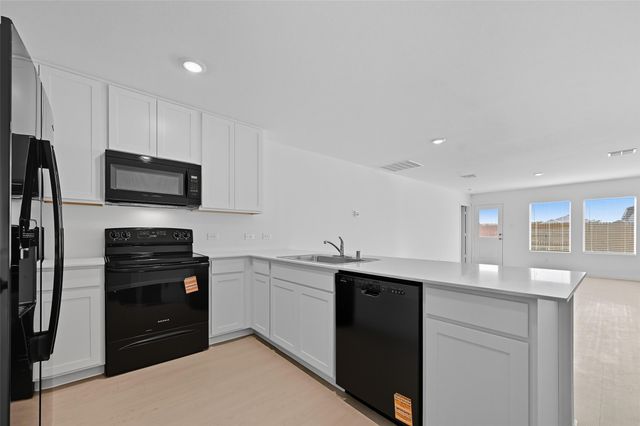 421 Finch Circle, Princeton, TX 75407