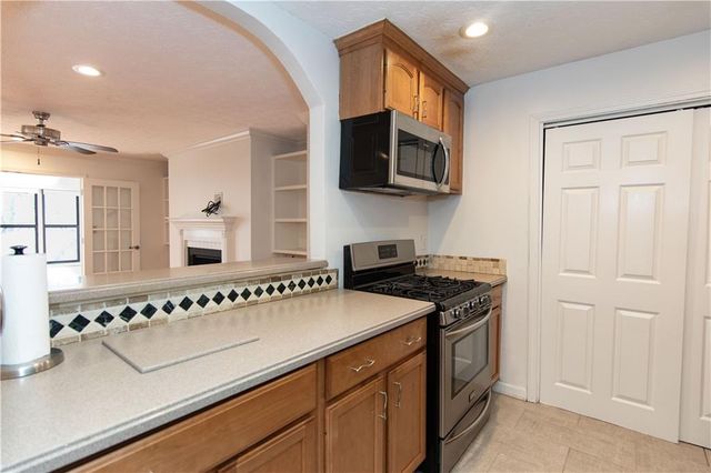 616 Summit North NE Drive 616, Atlanta, GA 30324