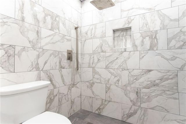 616 Summit North NE Drive 616, Atlanta, GA 30324