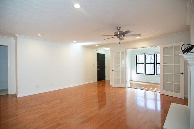 616 Summit North NE Drive 616, Atlanta, GA 30324