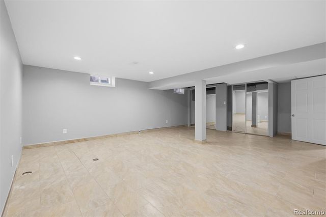 18116 Outer Drive, Dearborn, MI 48128