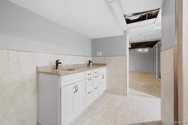 18116 Outer Drive, Dearborn, MI 48128