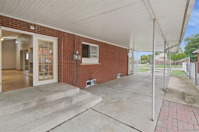 18116 Outer Drive, Dearborn, MI 48128