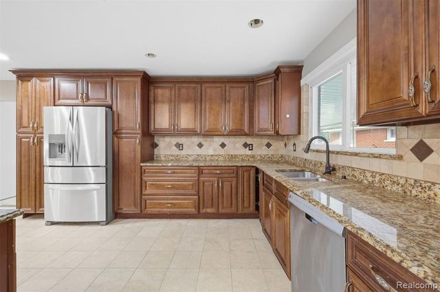 18116 Outer Drive, Dearborn, MI 48128