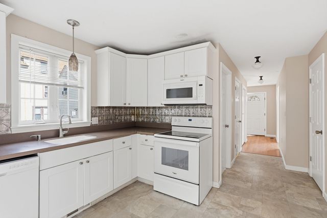 254 Front Street, Manchester, NH 03102