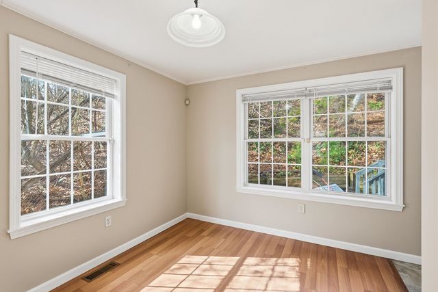 254 Front Street, Manchester, NH 03102