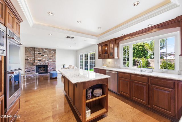 3883 Calle Buena Vista, Newbury Park, CA 91320