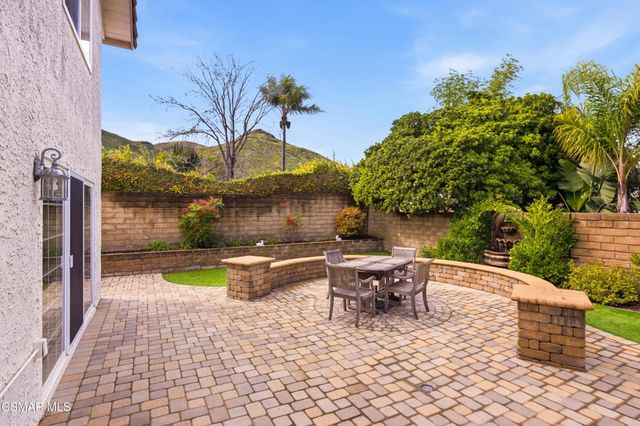 3883 Calle Buena Vista, Newbury Park, CA 91320