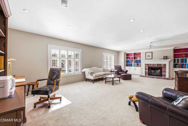 3883 Calle Buena Vista, Newbury Park, CA 91320