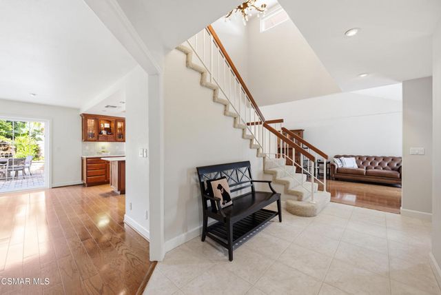 3883 Calle Buena Vista, Newbury Park, CA 91320