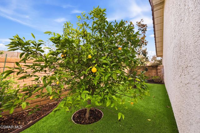 3883 Calle Buena Vista, Newbury Park, CA 91320