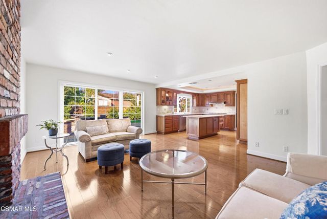 3883 Calle Buena Vista, Newbury Park, CA 91320