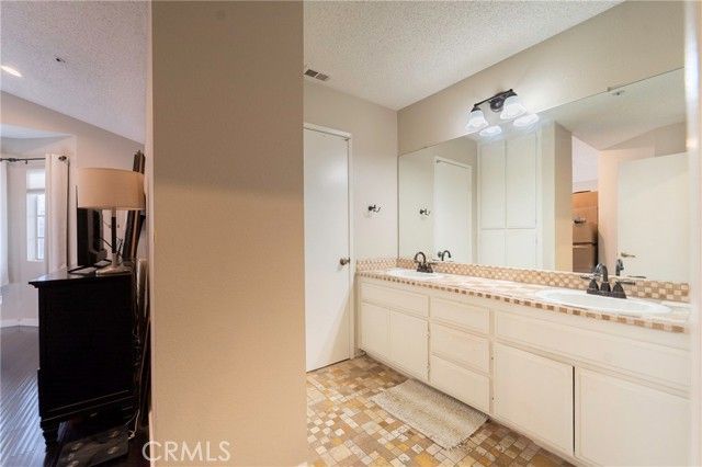 13584 Sutter Court, Fontana, CA 92336