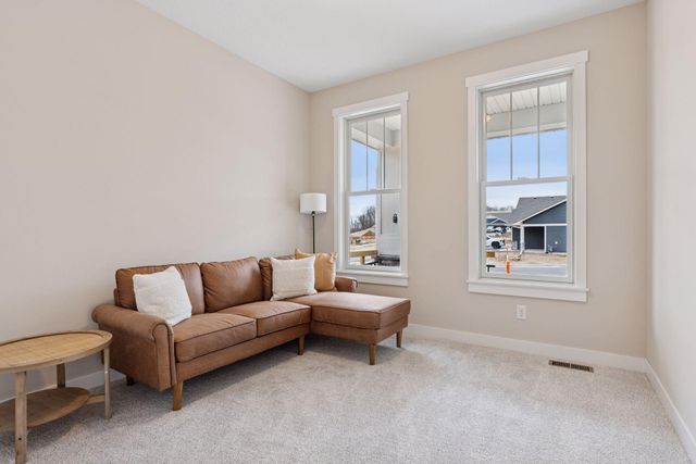 2823 Thompson Drive, River Falls, WI 54022