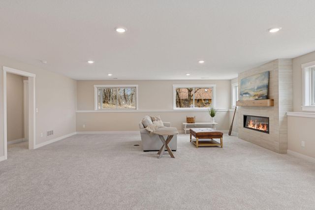 2823 Thompson Drive, River Falls, WI 54022