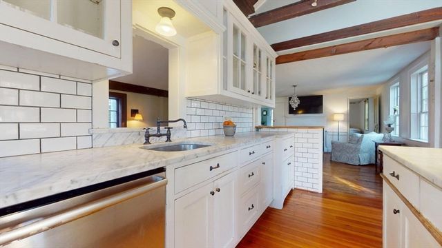 231 Mill Ln, Yarmouth, MA 02664