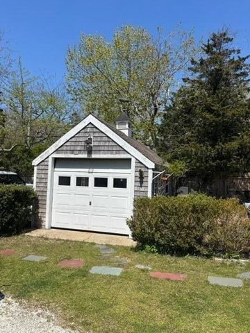 231 Mill Ln, Yarmouth, MA 02664