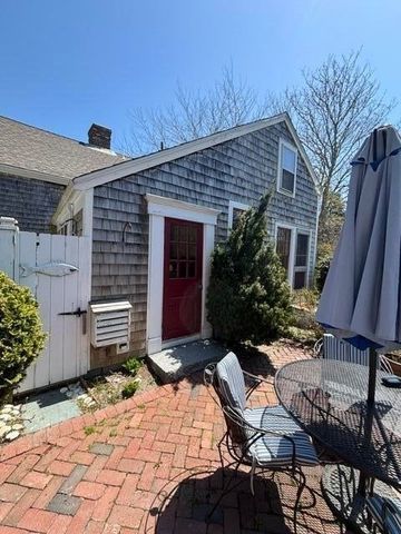 231 Mill Ln, Yarmouth, MA 02664