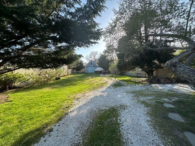 231 Mill Ln, Yarmouth, MA 02664