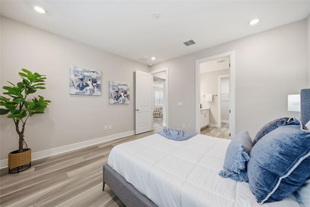 31887 ANCHOR POINT DRIVE, Wesley Chapel, FL 33545