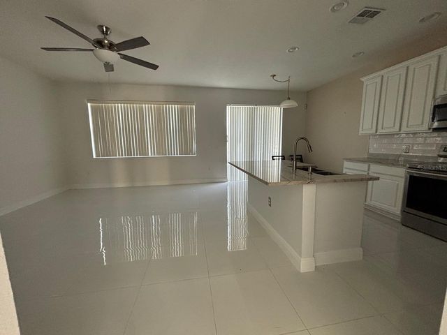 1112 PINE RIDGE DRIVE, Davenport, FL 33896