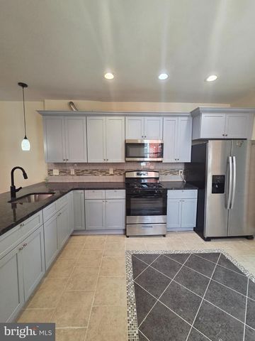 128 N 2ND ST, Reading, PA 19601