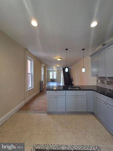 128 N 2ND ST, Reading, PA 19601