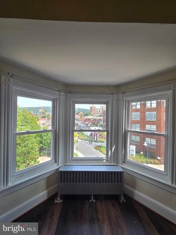 128 N 2ND ST, Reading, PA 19601