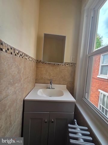 128 N 2ND ST, Reading, PA 19601