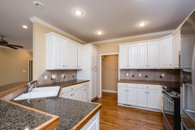 13600 Napoleon Road, Little Rock, AR 72211