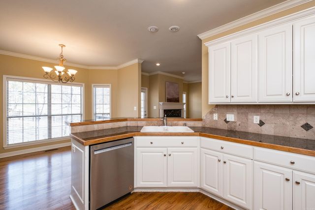 13600 Napoleon Road, Little Rock, AR 72211